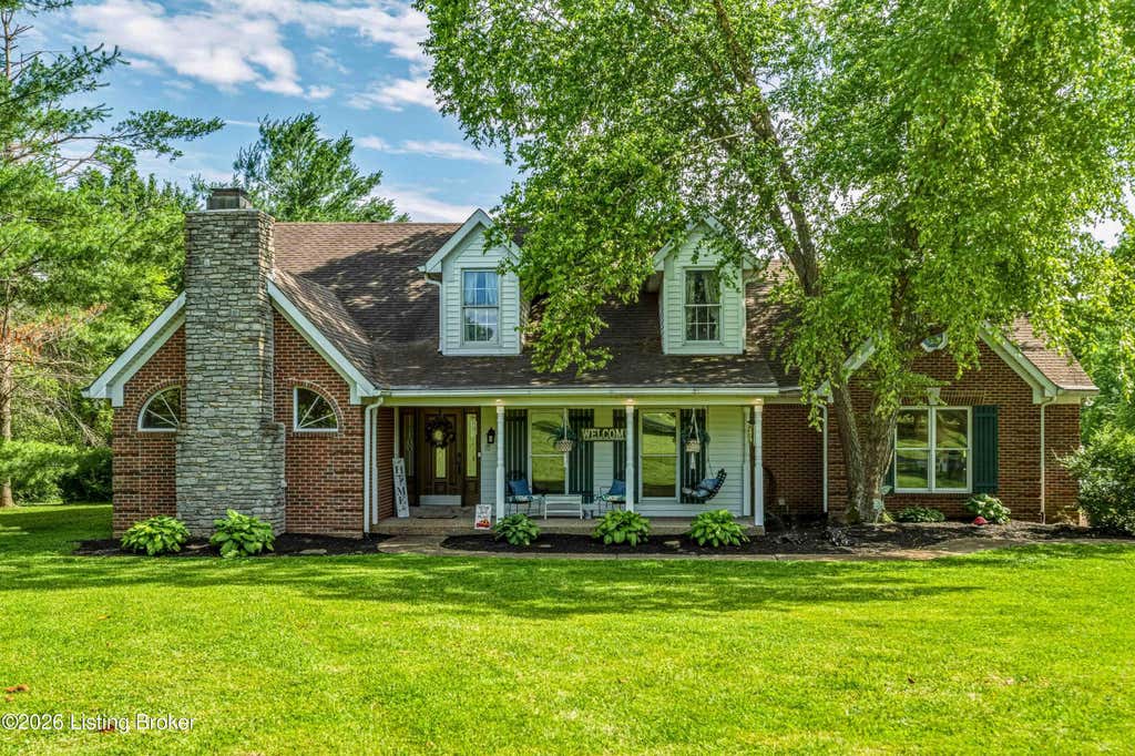 Photo of 414 Brashears Point Rd, Taylorsville, KY 40071 (MLS # 1724447)