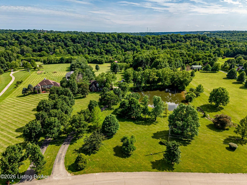 Photo of 414 Brashears Point Rd, Taylorsville, KY 40071 (MLS # 1724447)