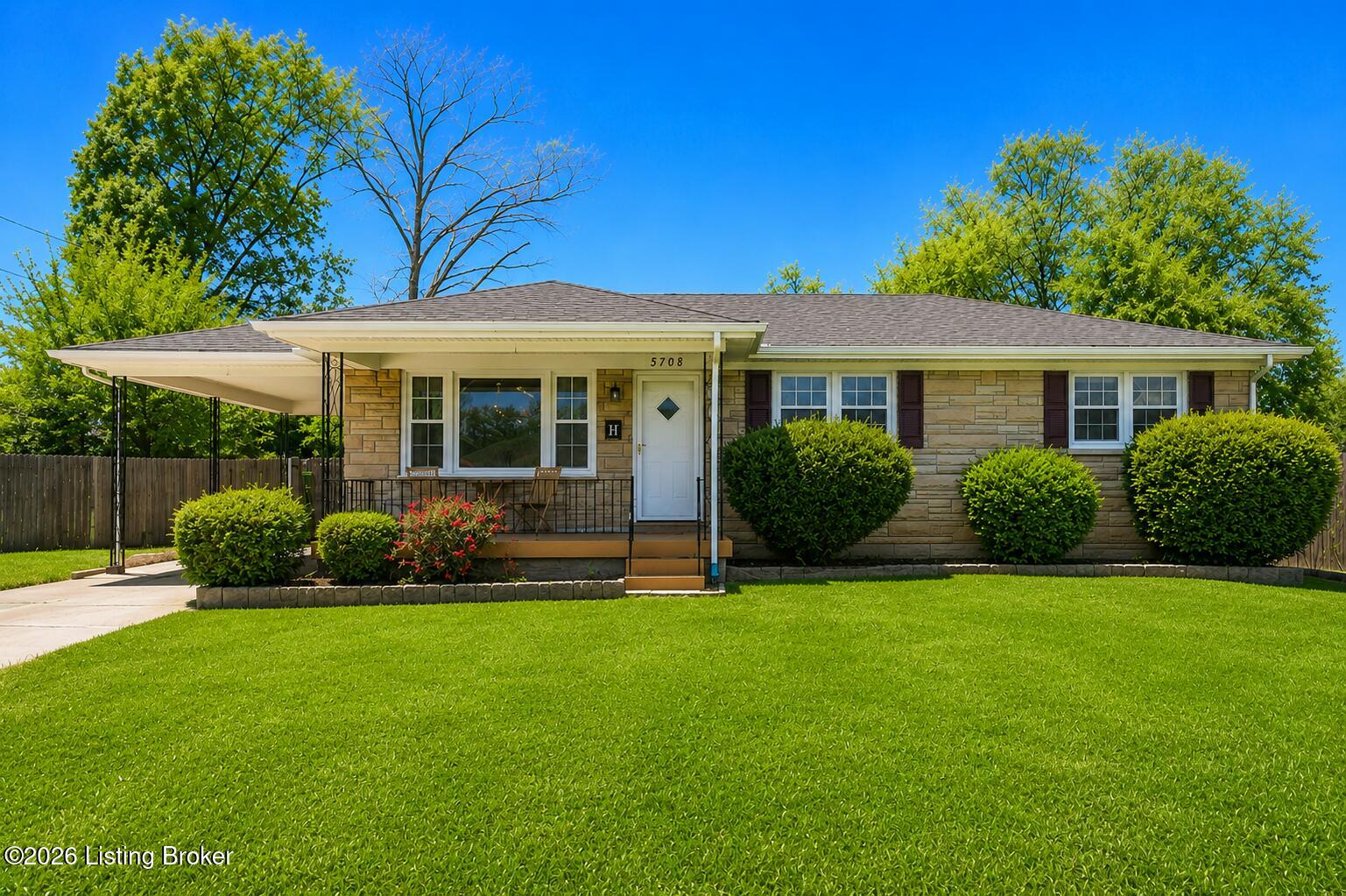 5708 Tamarack Ln-01