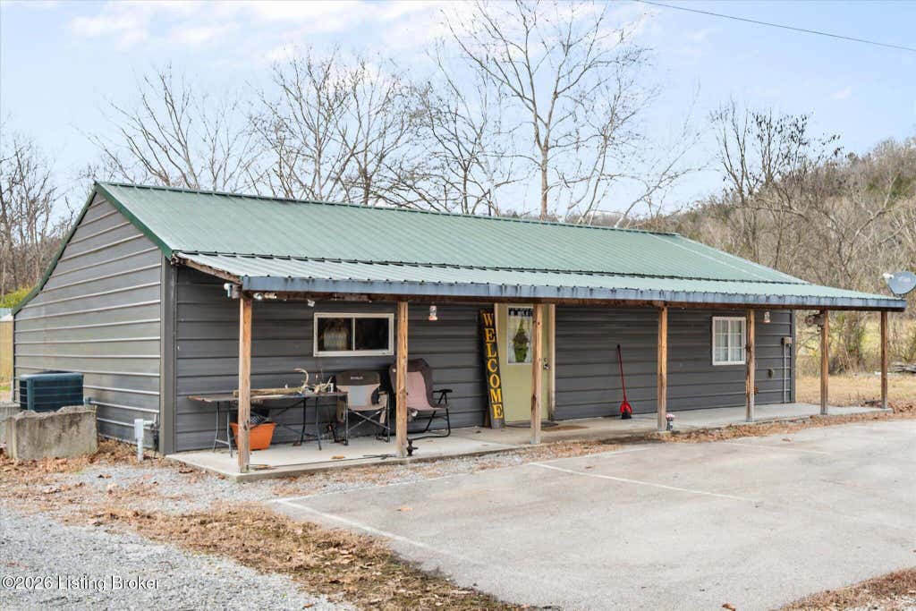 Photo of 405 Tennessee Walking Ln, Milton, KY 40045 (MLS # 1719751)