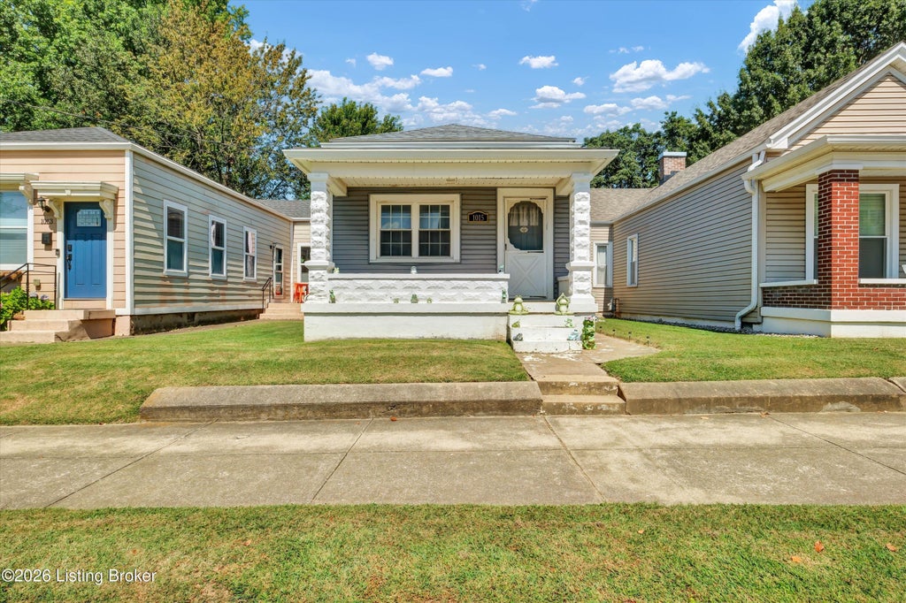Photo of 1015 E Burnett Ave, Louisville, KY 40217 (MLS # 1727912)