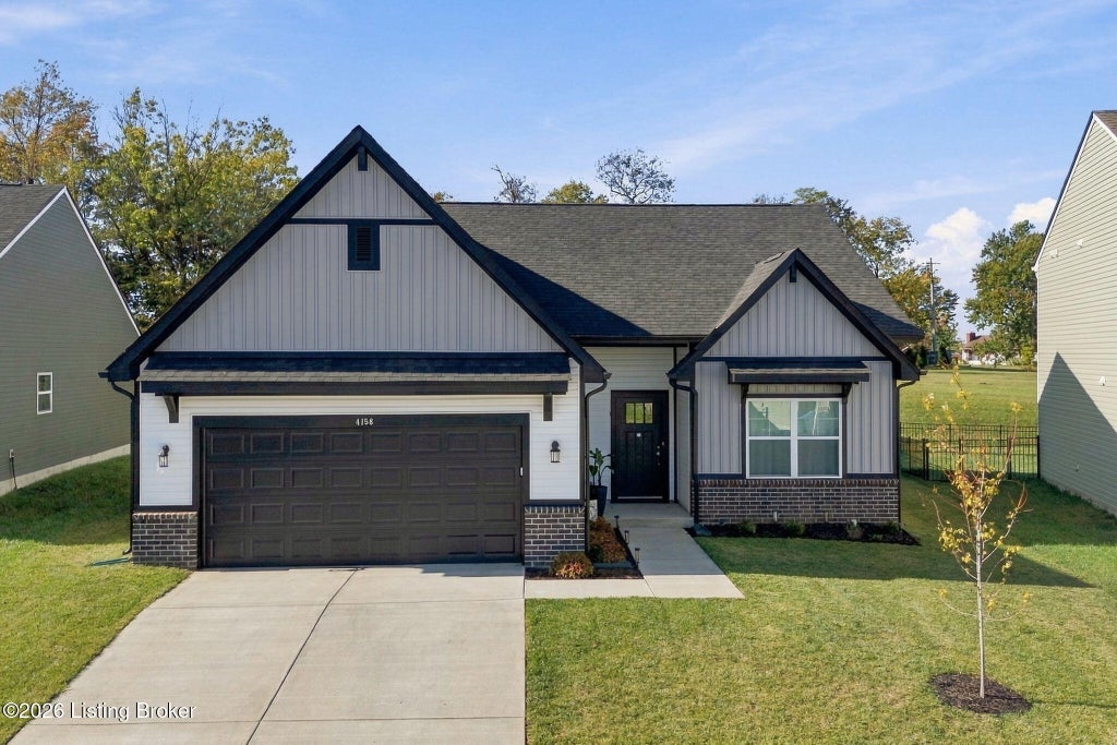 Photo of 4158 Tingle Dr, Shelbyville, KY 40065 (MLS # 1731949)