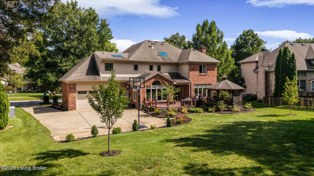Photo of 800 Lake Forest Pkwy, Louisville, KY 40245 (MLS # 1726836)