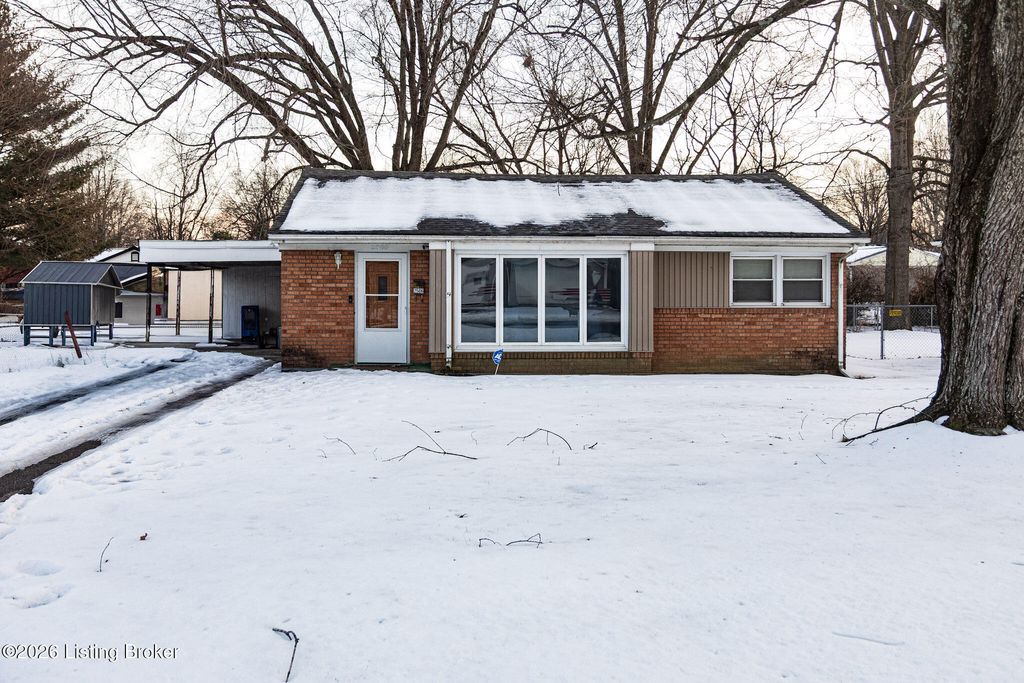 Photo of 2506 Veronica Dr, Louisville, KY 40216 (MLS # 1709027)