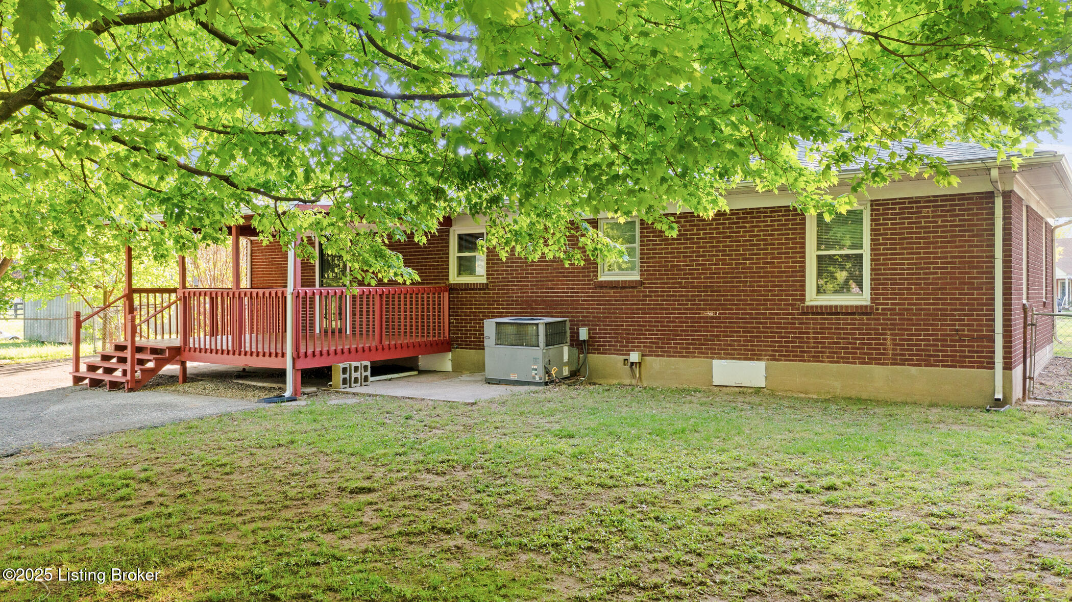 6515 Upper Hunters Trace, Louisville, Pennsylvania image 43