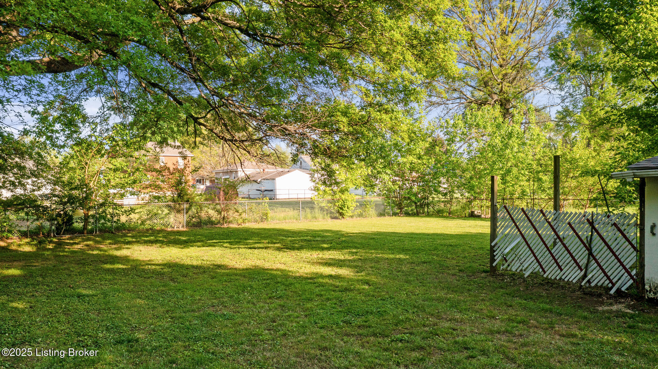 6515 Upper Hunters Trace, Louisville, Pennsylvania image 42