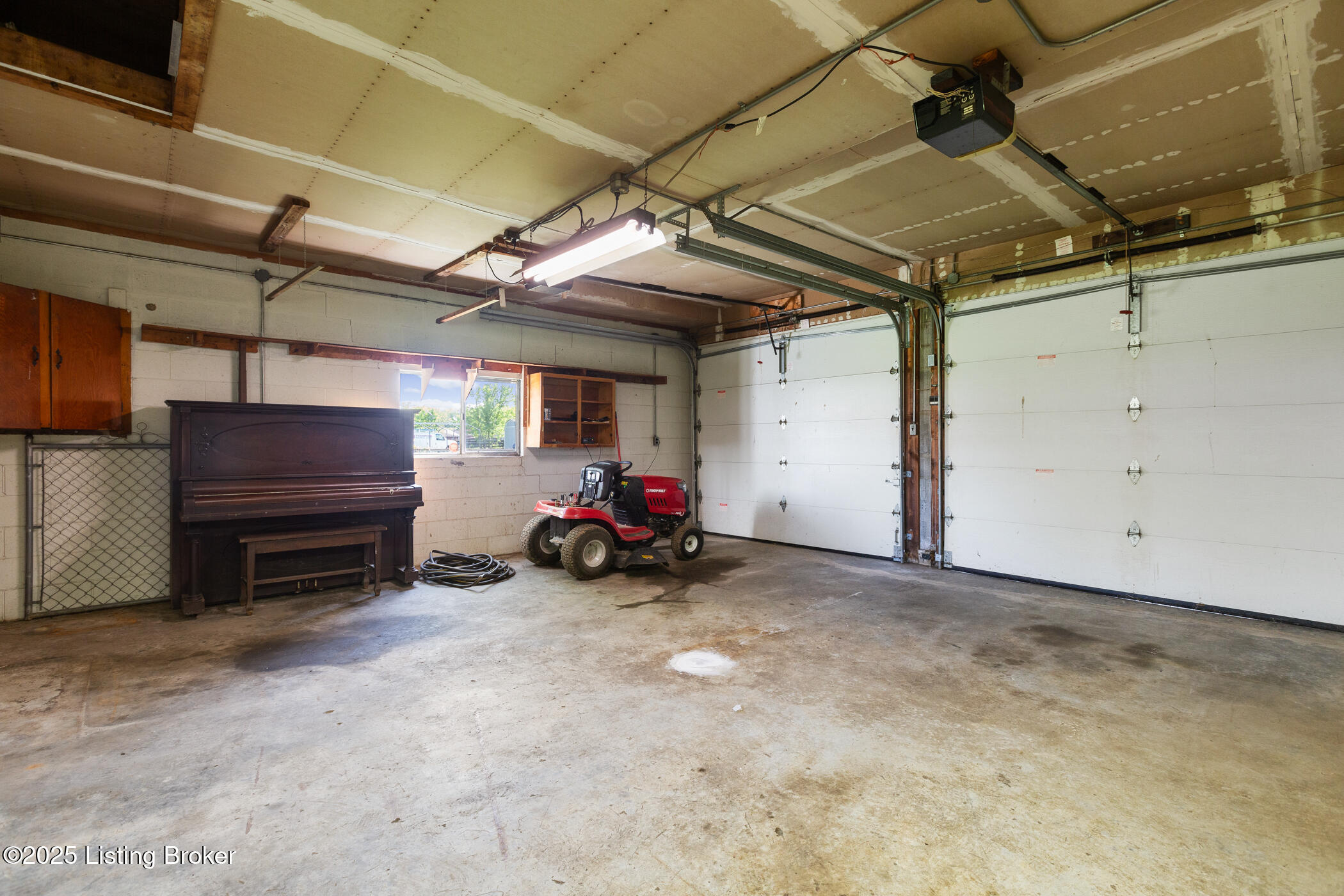 6515 Upper Hunters Trace, Louisville, Pennsylvania image 40