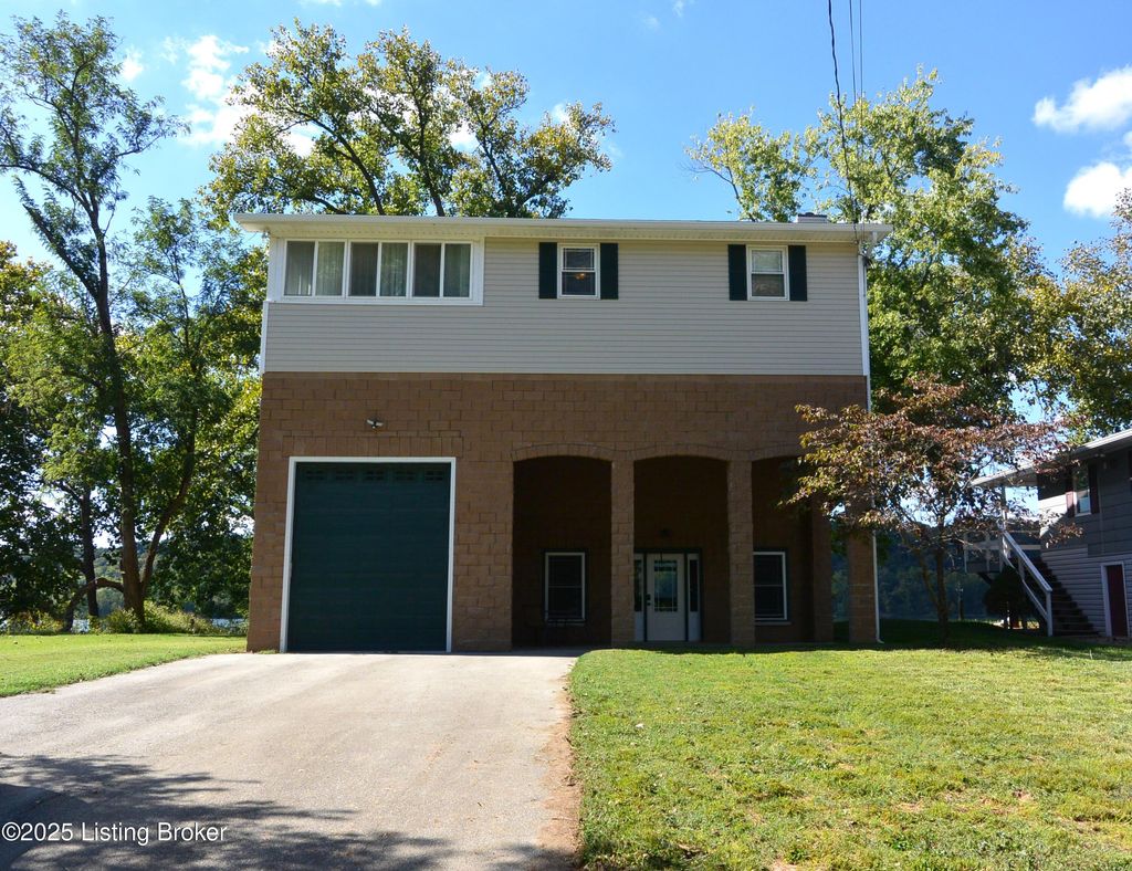 Photo of 1510 RIVERSIDE Dr, Prospect, KY 40059 (MLS # 1699476)