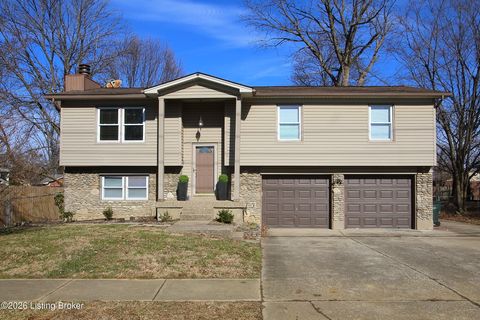 Photo of 9323 Willowwood Way, Louisville, KY 40299 (MLS # 1707774)