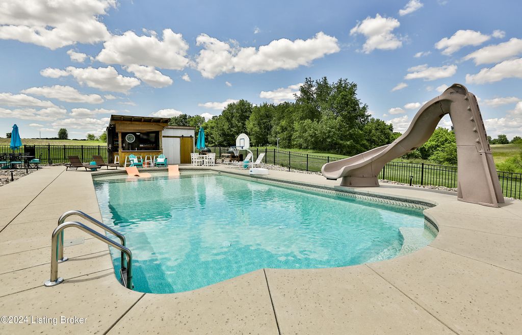 Photo of 3790 Vigo Rd, Bagdad, KY 40003 (MLS # 1715740)