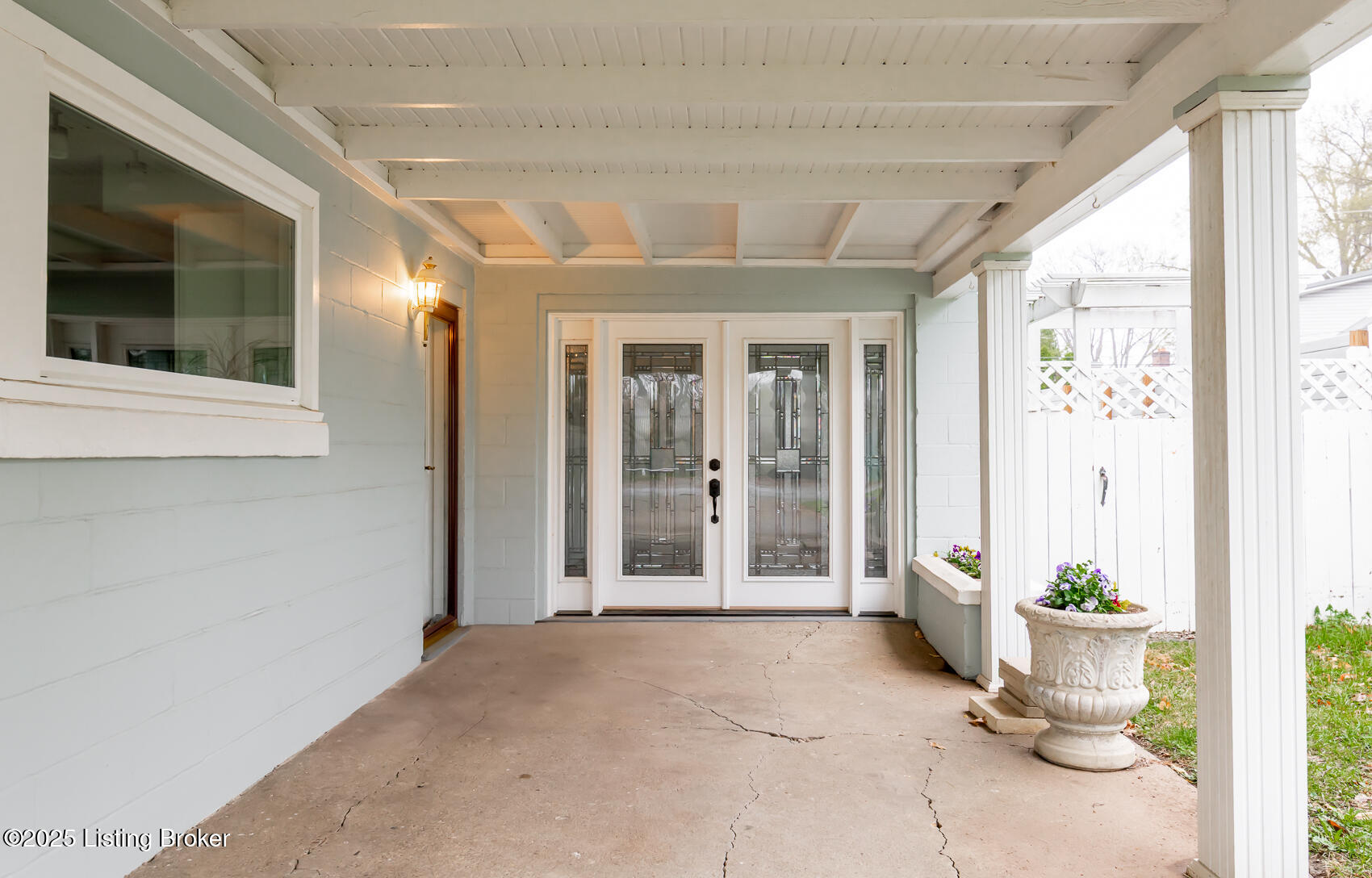 1031 Thruston Ave, Louisville, Kentucky image 4