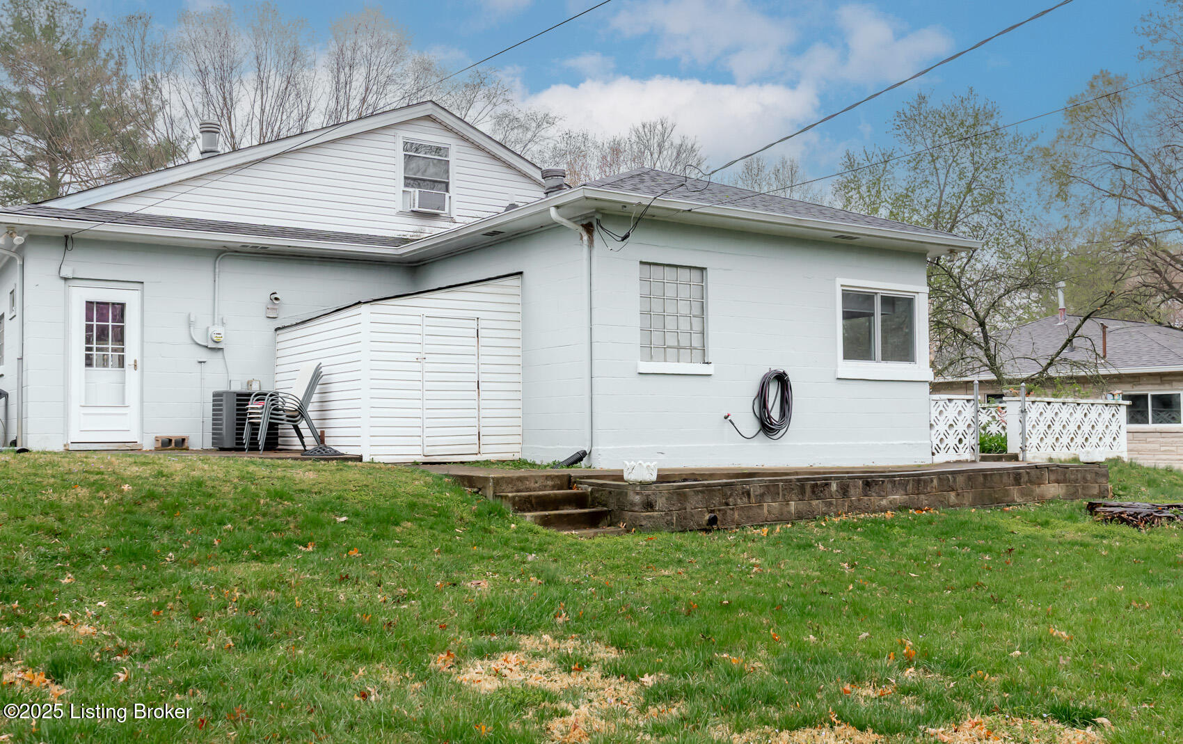 1031 Thruston Ave, Louisville, Kentucky image 10