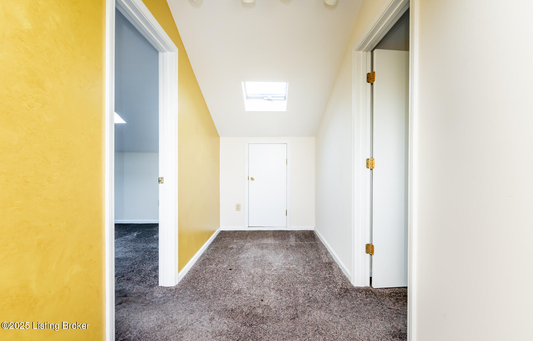 1031 Thruston Ave, Louisville, Kentucky image 46