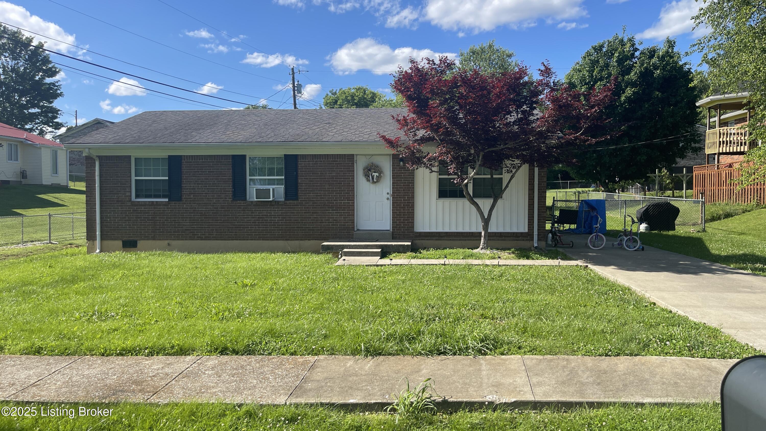 102 Front Nine Dr, Elizabethtown, Pennsylvania image 1