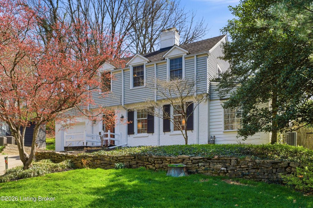 Photo of 2308 Raleigh Ln, Louisville, KY 40206 (MLS # 1714335)