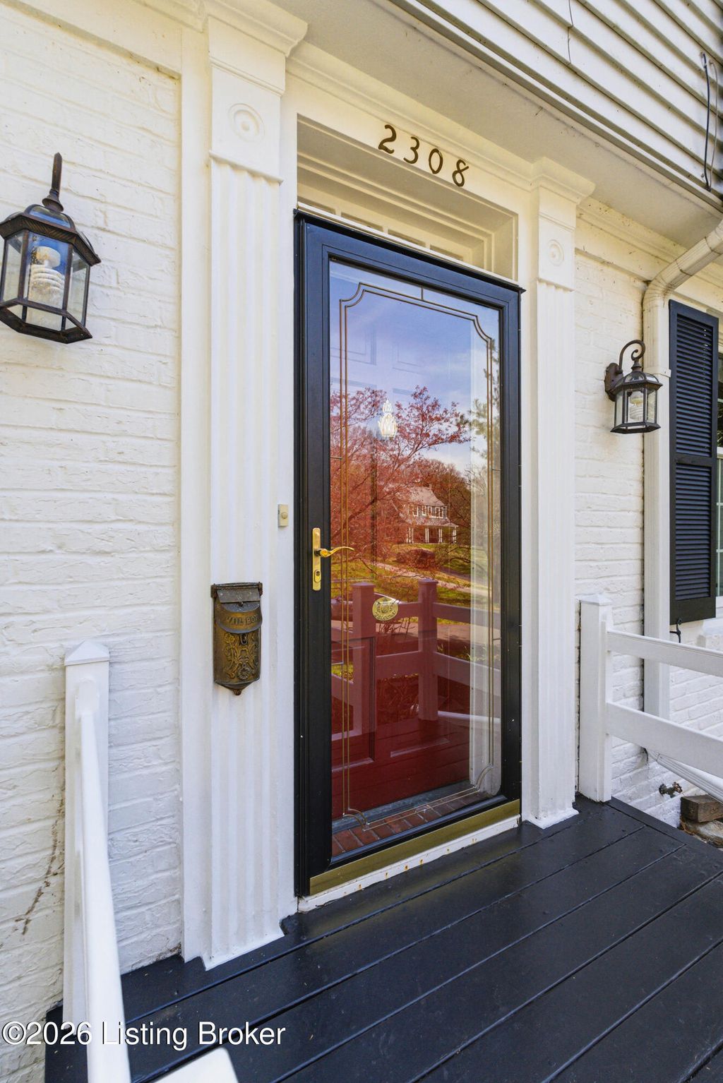 Photo of 2308 Raleigh Ln, Louisville, KY 40206 (MLS # 1714335)