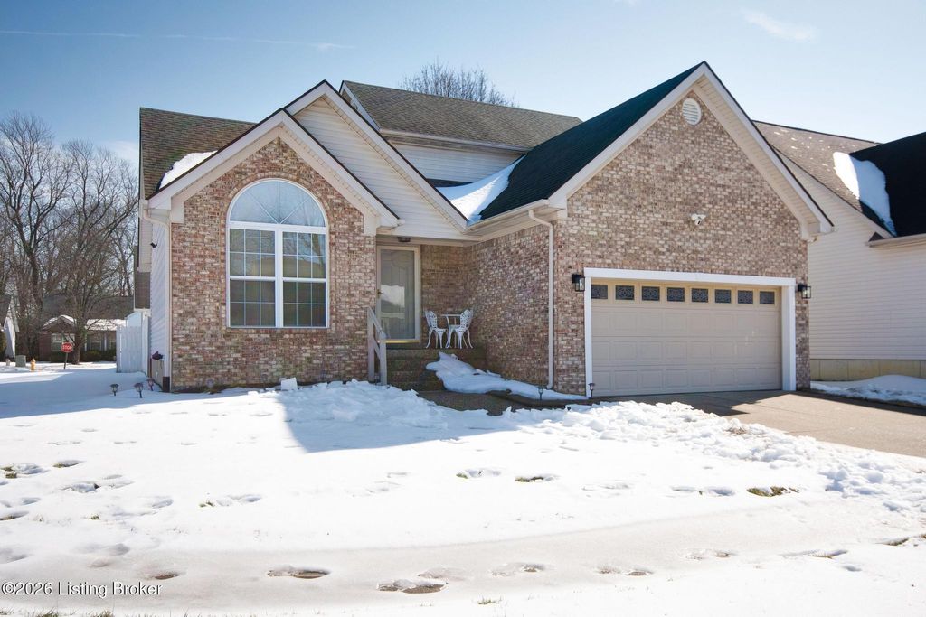 Photo of 6401 Labor Ln, Louisville, KY 40291 (MLS # 1708772)