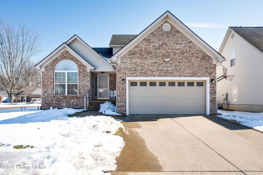 Photo of 6401 Labor Ln, Louisville, KY 40291 (MLS # 1708772)