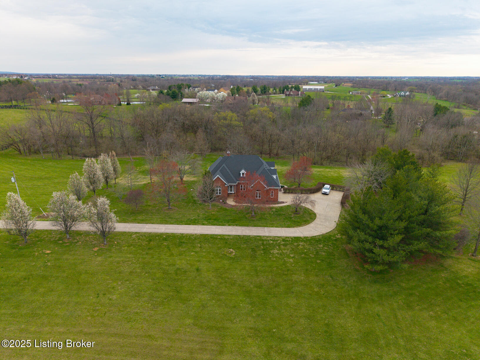 518 Aiken Rd, Shelbyville, Kentucky image 6