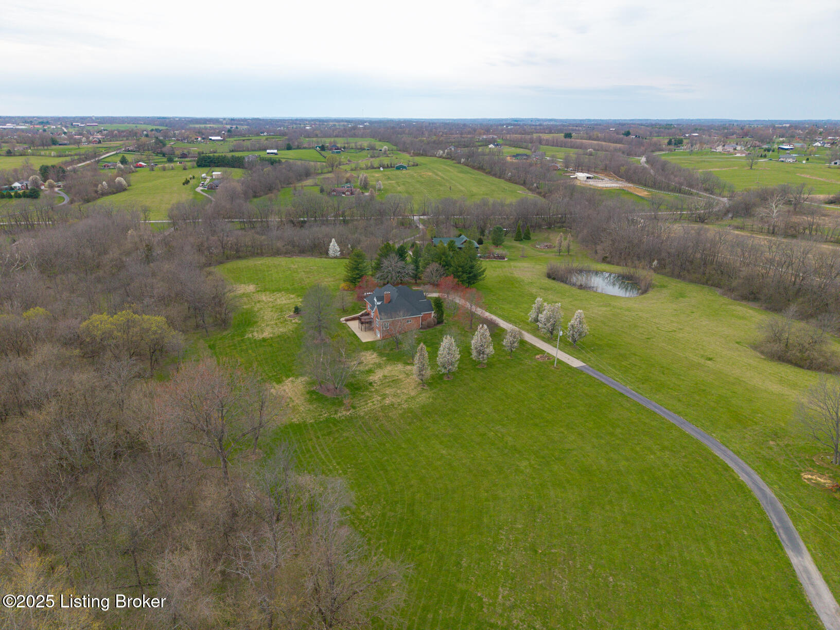 518 Aiken Rd, Shelbyville, Kentucky image 13