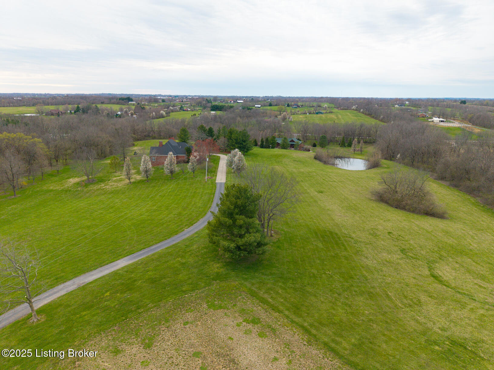 518 Aiken Rd, Shelbyville, Kentucky image 9
