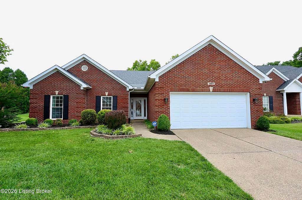 Photo of 1403 Wellington Club Ct, Louisville, KY 40245 (MLS # 1725105)