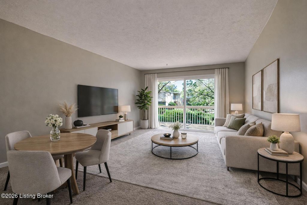 Photo of 1935 Gardiner Ln #C44, Louisville, KY 40205 (MLS # 1713747)