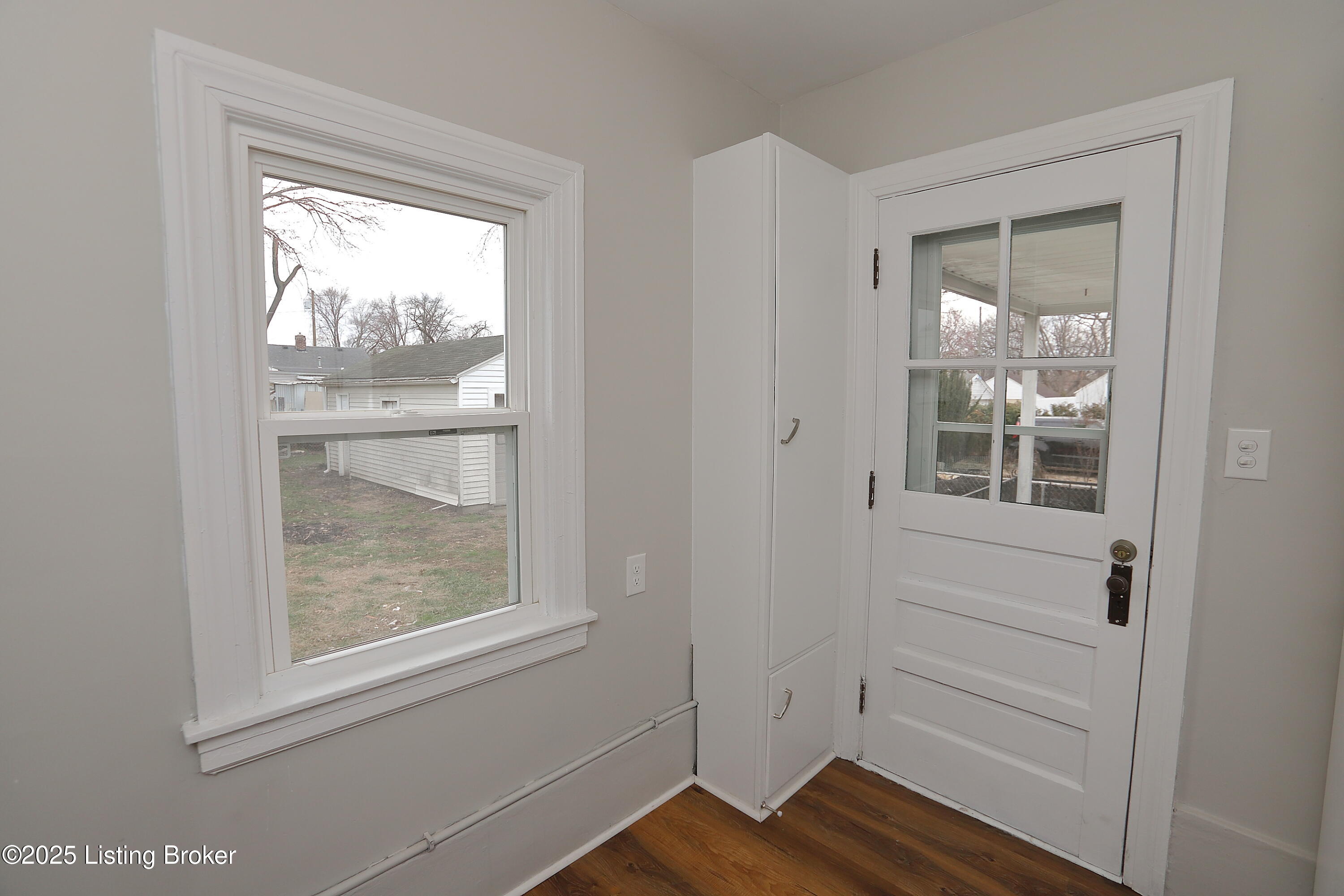 1024 Berry Blvd, Louisville, Kentucky image 31