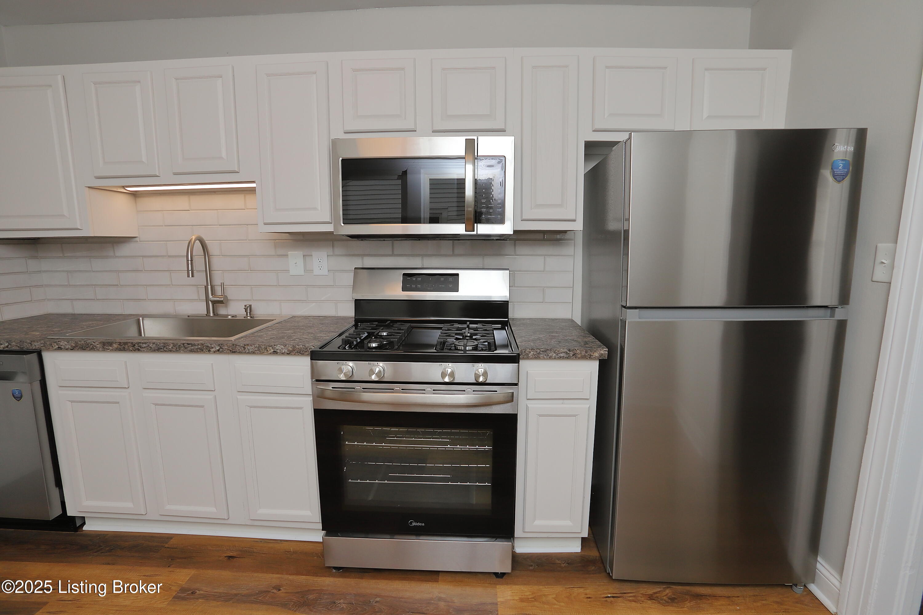 1024 Berry Blvd, Louisville, Kentucky image 13