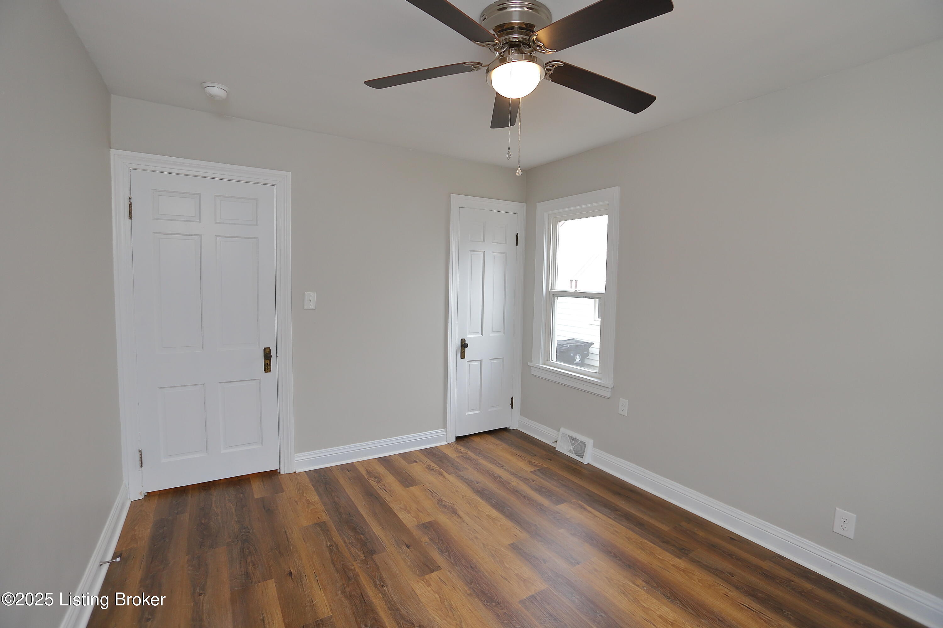 1024 Berry Blvd, Louisville, Kentucky image 21