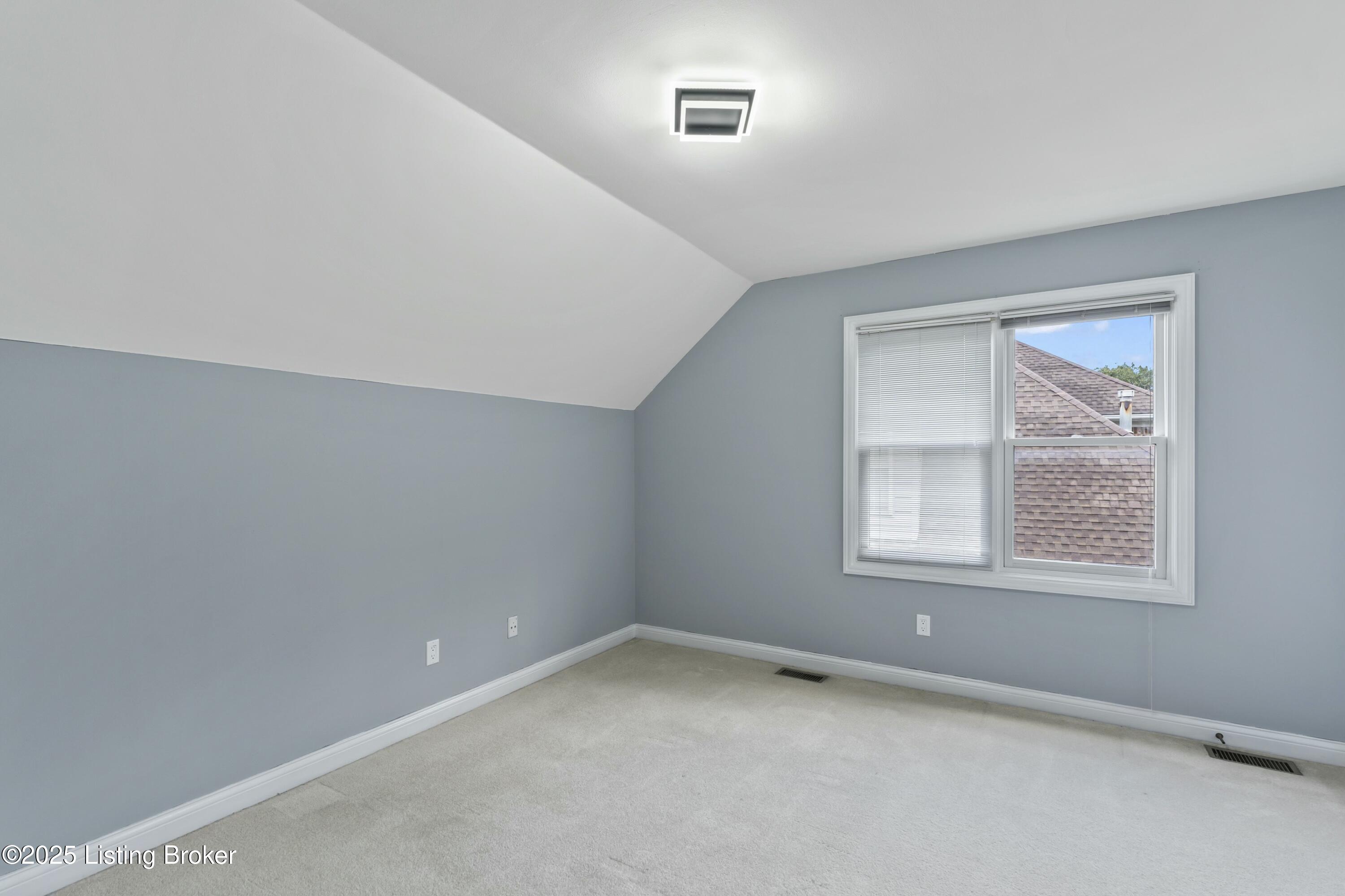 4007 Greenbrook Ct, Louisville, Kentucky image 32
