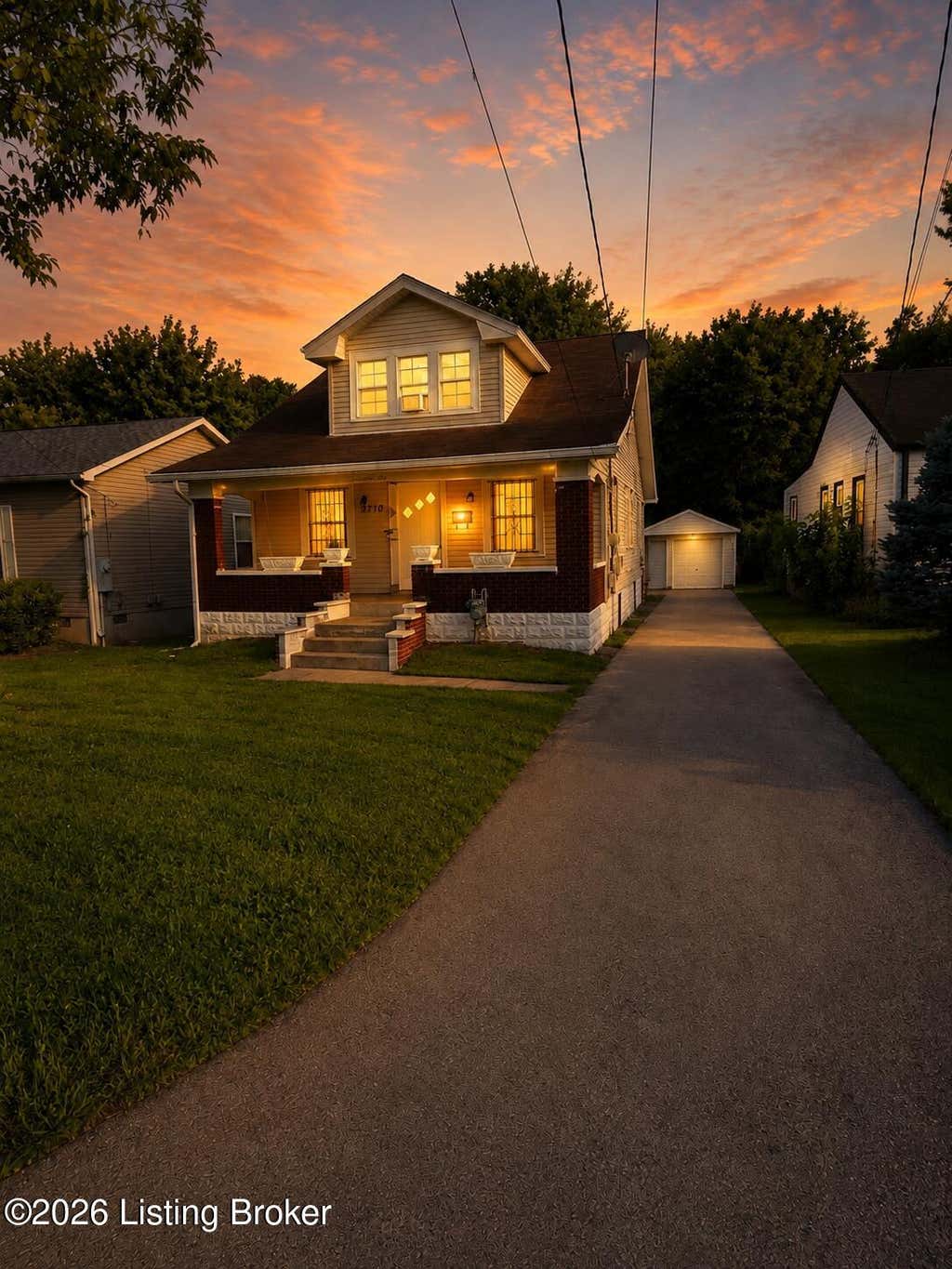 Photo of 1710 Sanders Ln, Louisville, KY 40216 (MLS # 1725844)