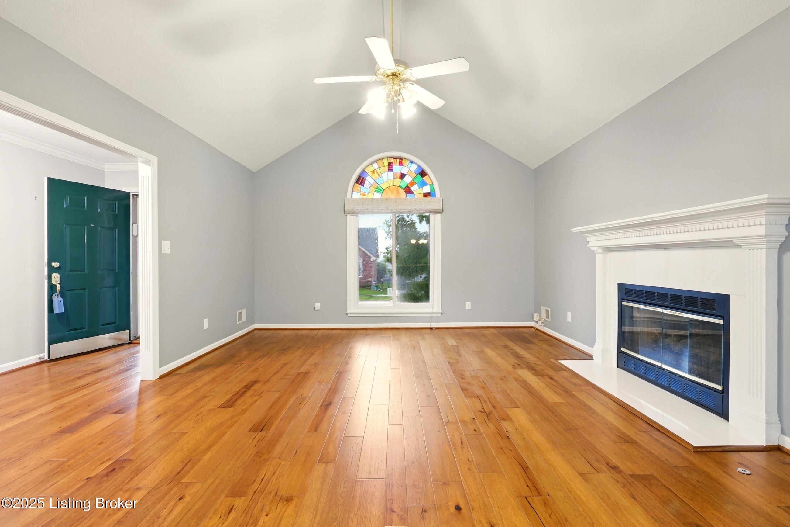 5121 Oaklawn Park Dr, Louisville, Kentucky image 4