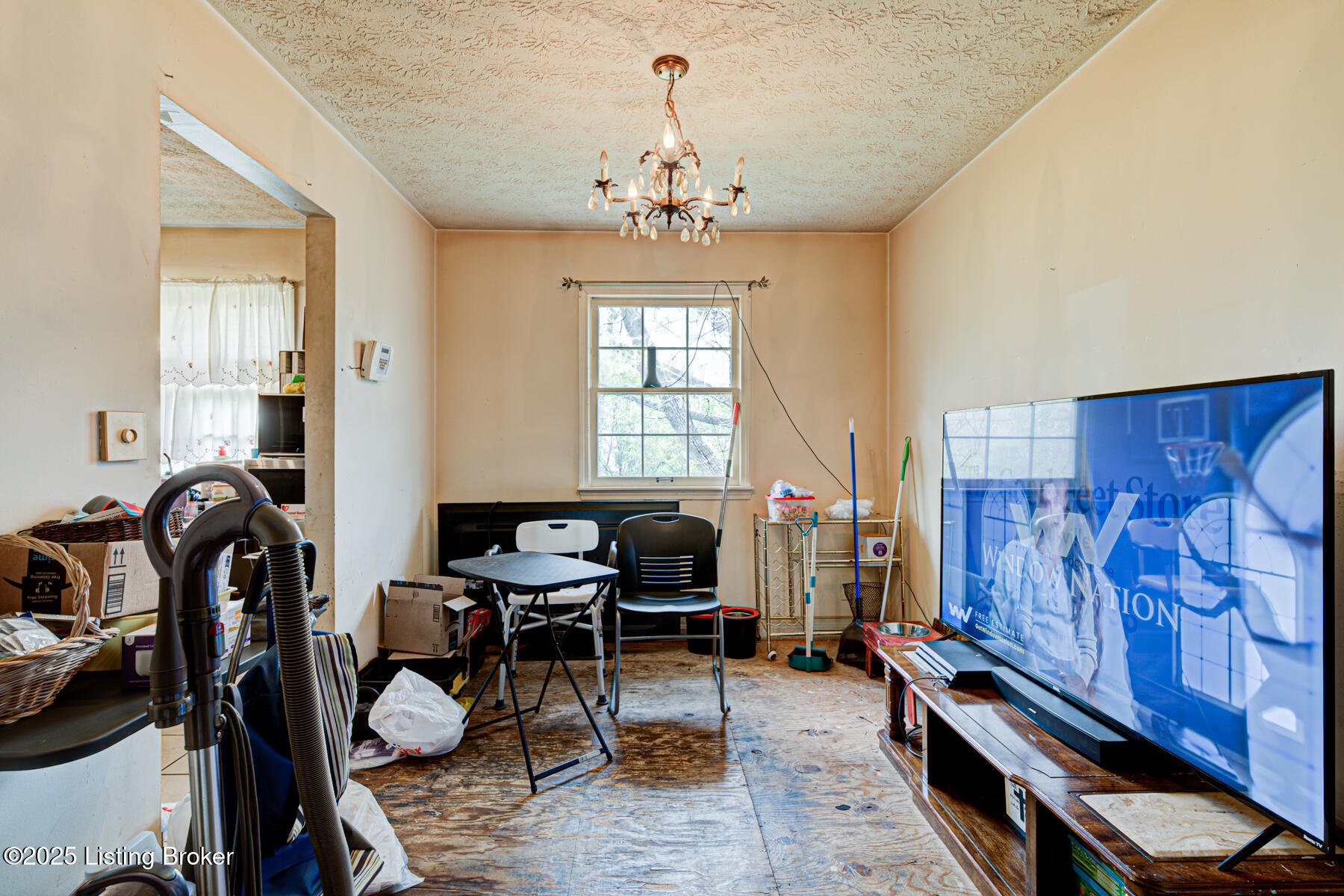 821 Creekvalley Rd, Louisville, Pennsylvania image 5