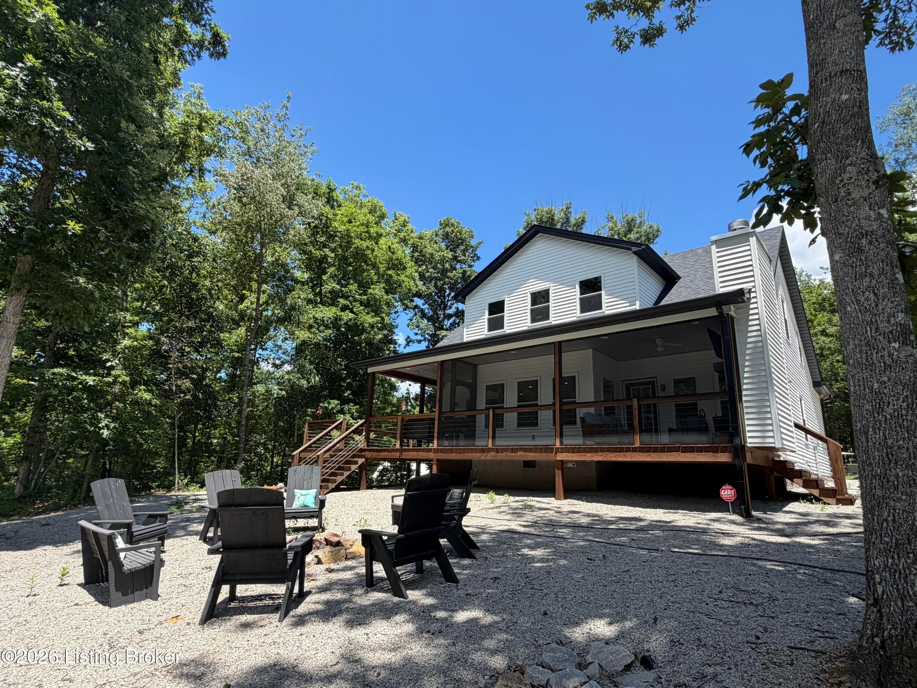253 Moutardier Bay Dr