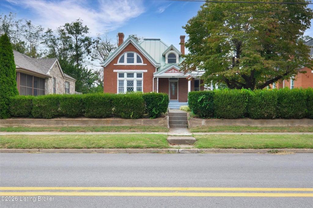 Photo of 801 Highland Ave, Carrollton, KY 41008 (MLS # 1730166)