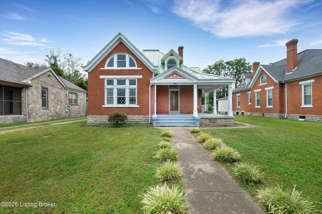 Photo of 801 Highland Ave, Carrollton, KY 41008 (MLS # 1730166)