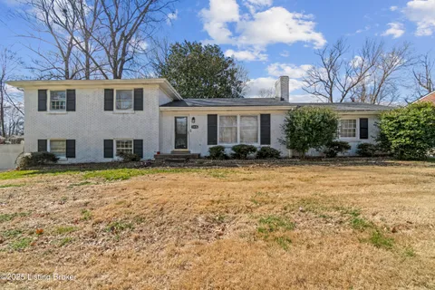 10106 Stonestreet Rd, Louisville, KY 40272 - MLS#: 1681325