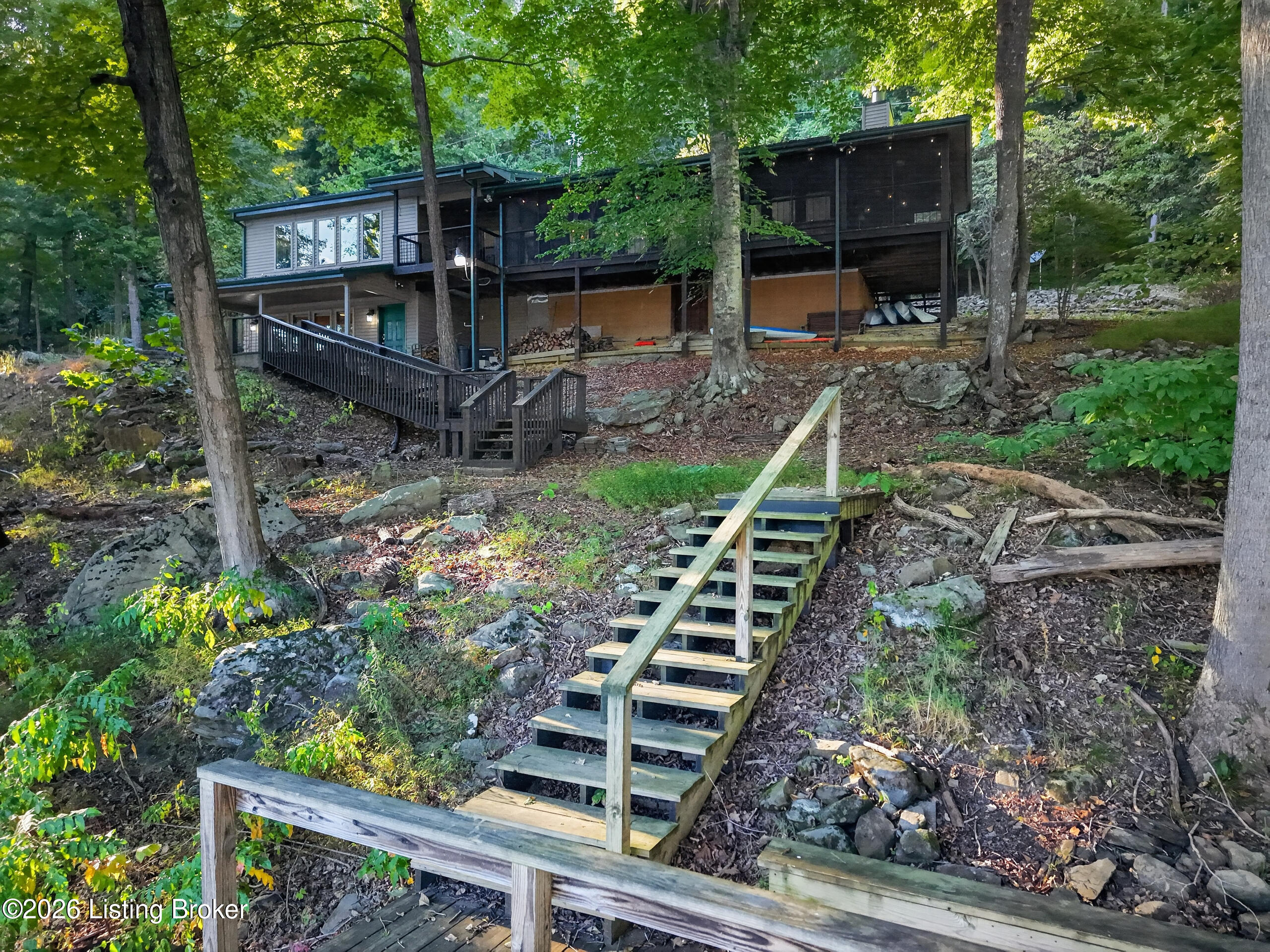 344 Lake Forest Ln