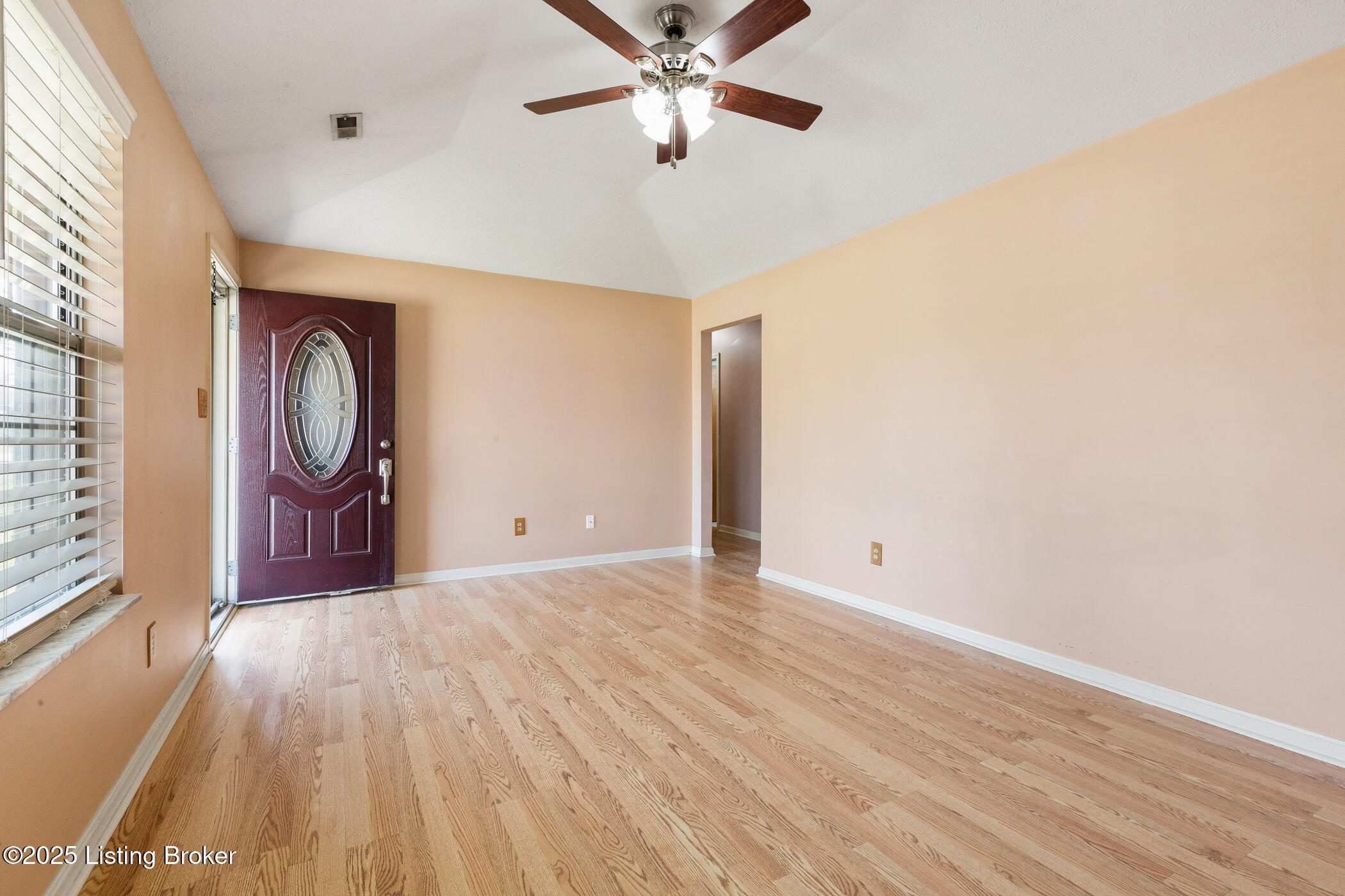 145 Bigwood Way, Louisville, Kentucky image 19