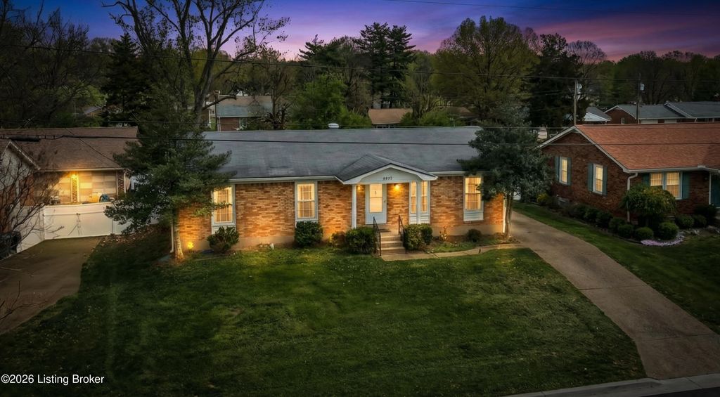 Photo of 8413 Acme Way, Louisville, KY 40219 (MLS # 1714062)