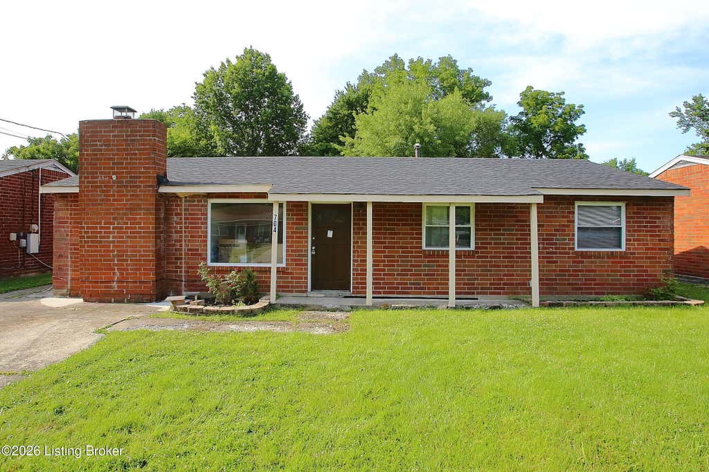 Photo of 704 Drummond Way, Fairdale, KY 40118 (MLS # 1721785)