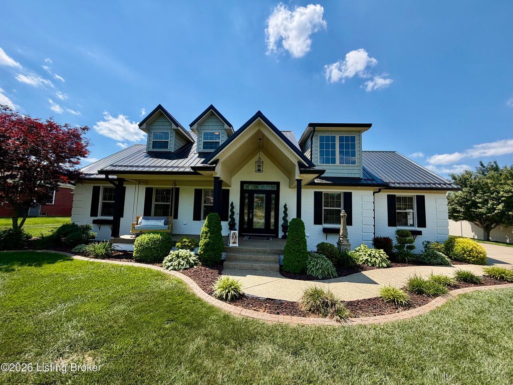 Photo of 1011 Pembrooke Dr, Bardstown, KY 40004 (MLS # 1717698)