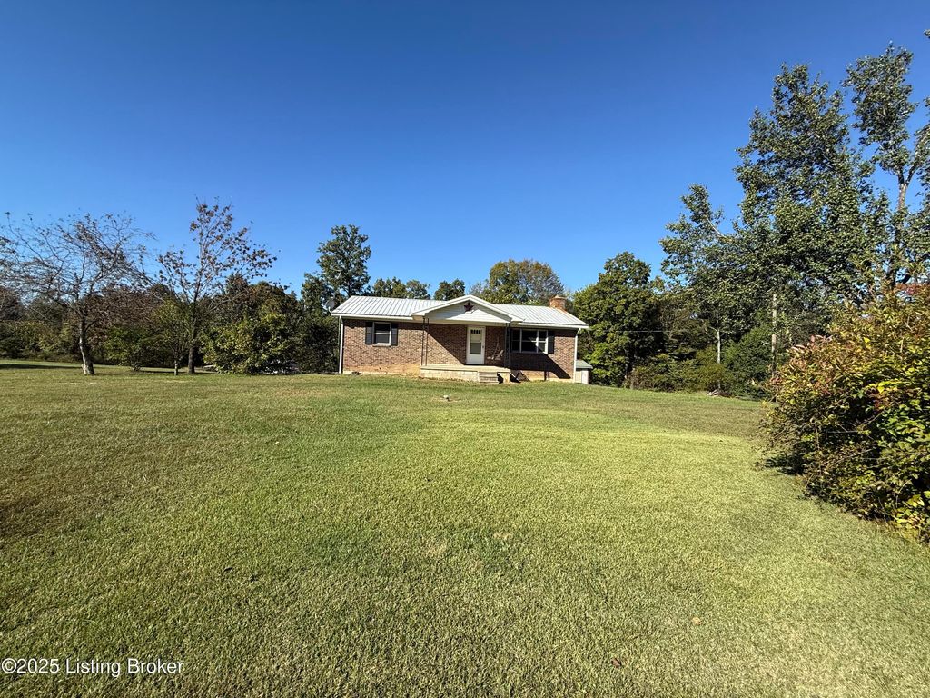 Photo of 1198 Lee Miller Rd, Leitchfield, KY 42754 (MLS # 1715548)