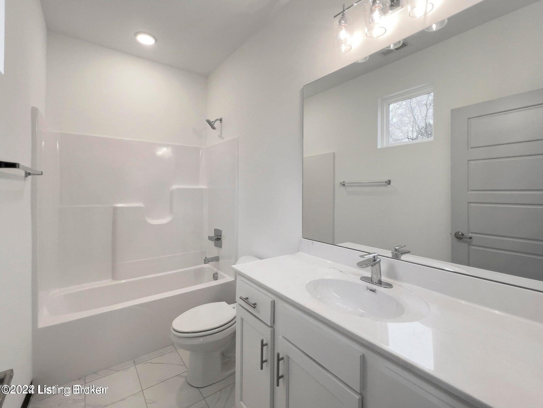 718 Burnett Farm Ln, Louisville, Kentucky image 33