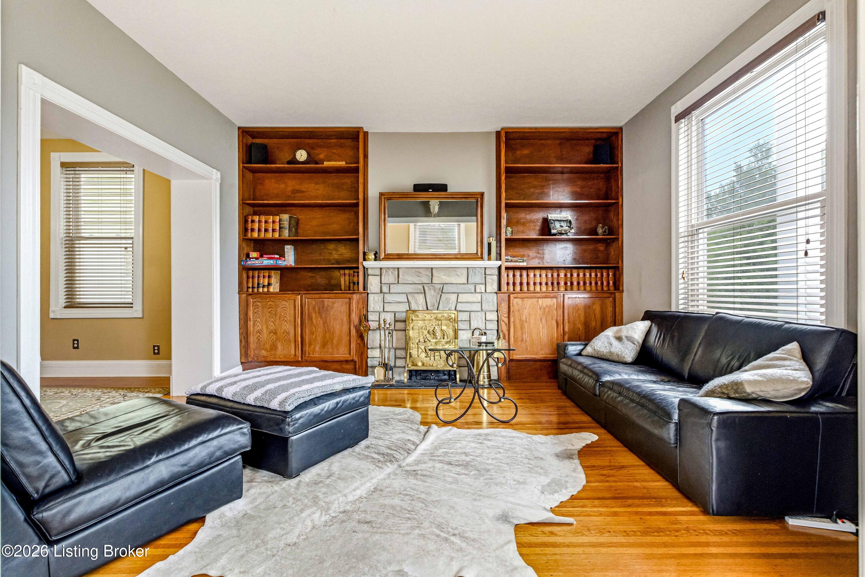 1332 Winter Ave
