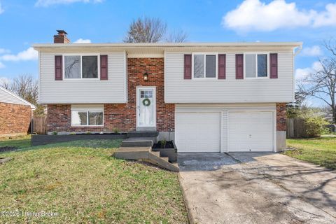 Photo of 5607 Sprigwood Ln, Louisville, KY 40291 (MLS # 1711326)