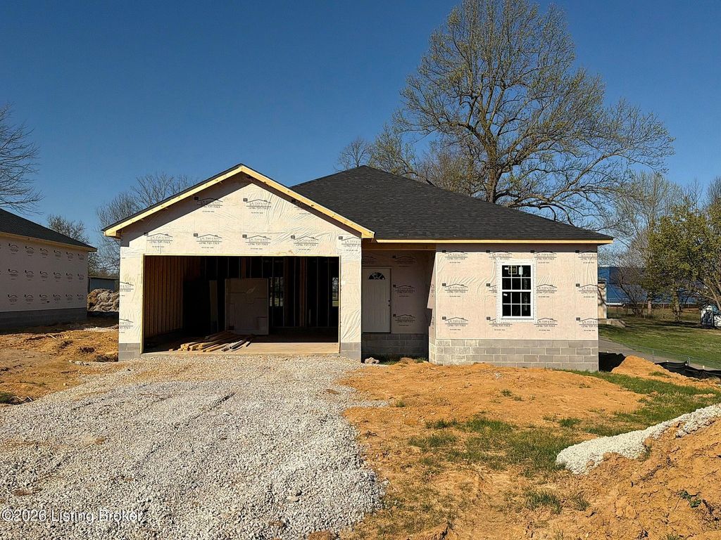 Photo of 333B First St, Vine Grove, KY 40175 (MLS # 1713028)