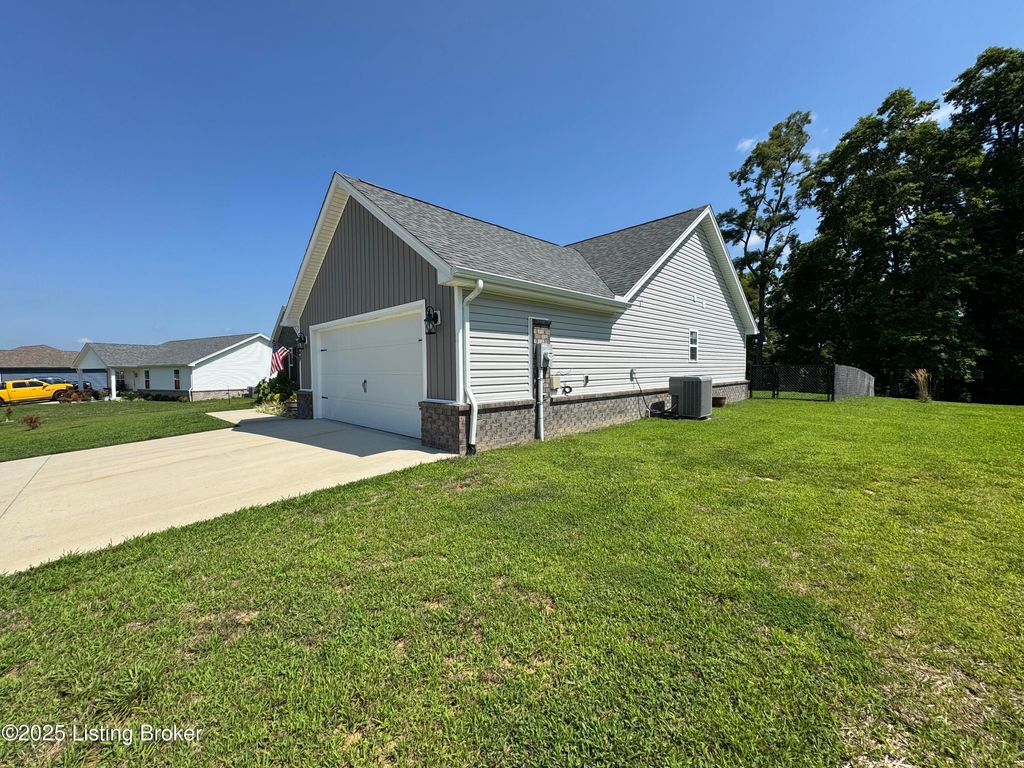 Photo of 249 shelbi dr Dr, Guston, KY 40142 (MLS # 1700588)