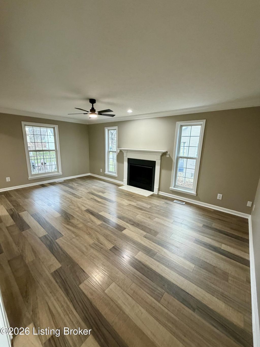 Photo of 6229 Camden Cir, Crestwood, KY 40014 (MLS # 1706705)